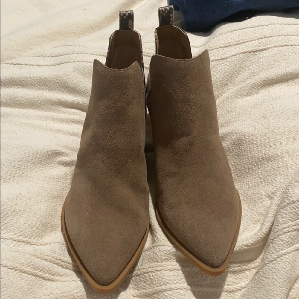 Brand New Dolce Vita booties suede/snake